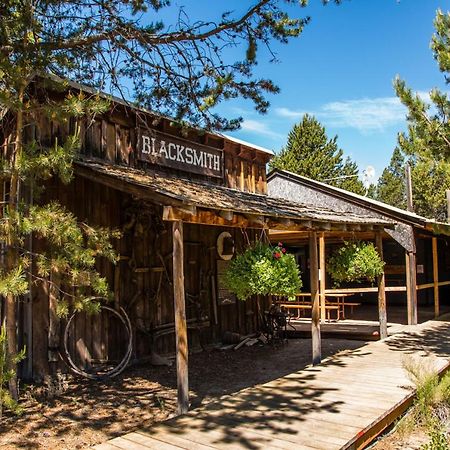 Bend-Sunriver Camping Resort Wheelchair Accessible Yurt 13 מראה חיצוני תמונה