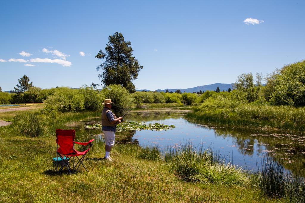 Bend-Sunriver Camping Resort Wheelchair Accessible Yurt 13 מראה חיצוני תמונה