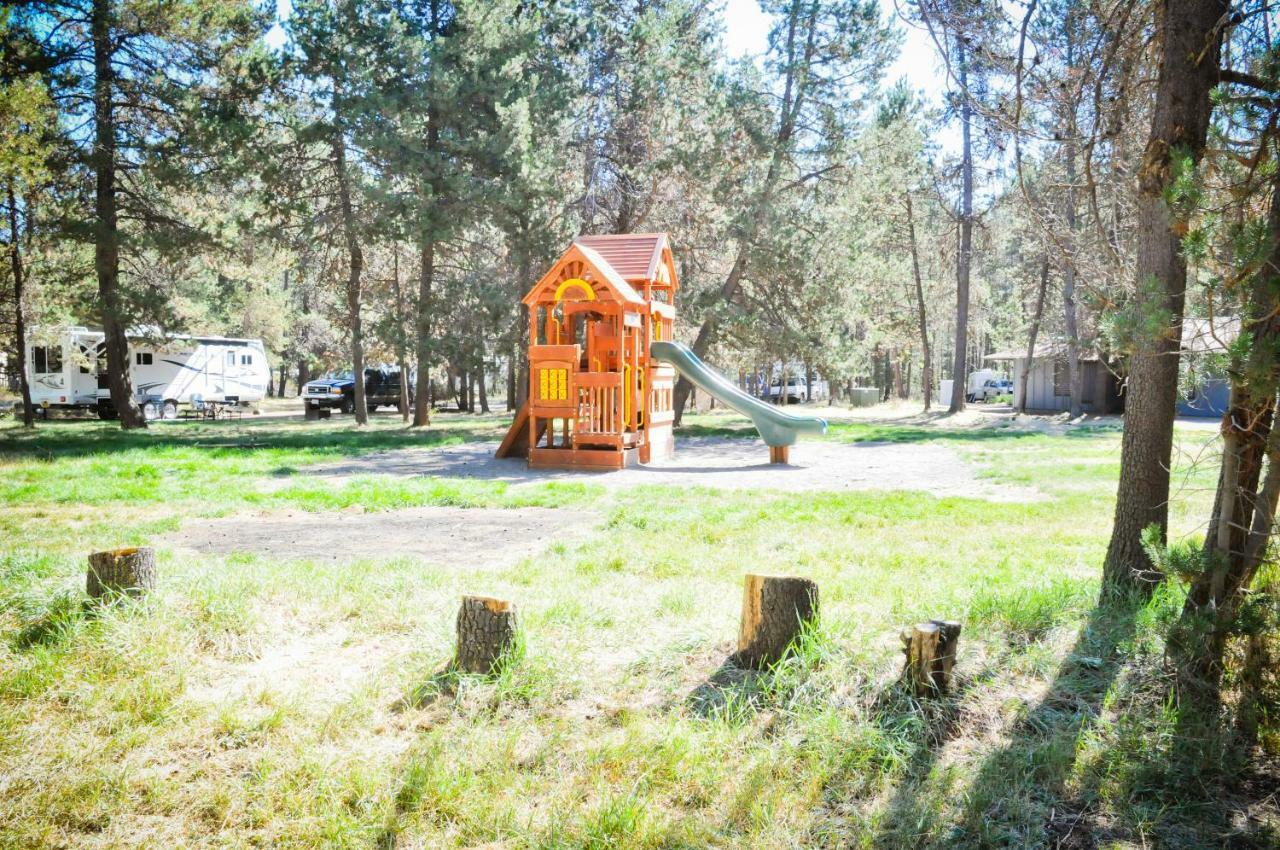Bend-Sunriver Camping Resort Wheelchair Accessible Yurt 13 מראה חיצוני תמונה