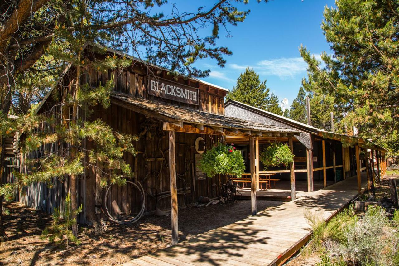 Bend-Sunriver Camping Resort Wheelchair Accessible Yurt 13 מראה חיצוני תמונה